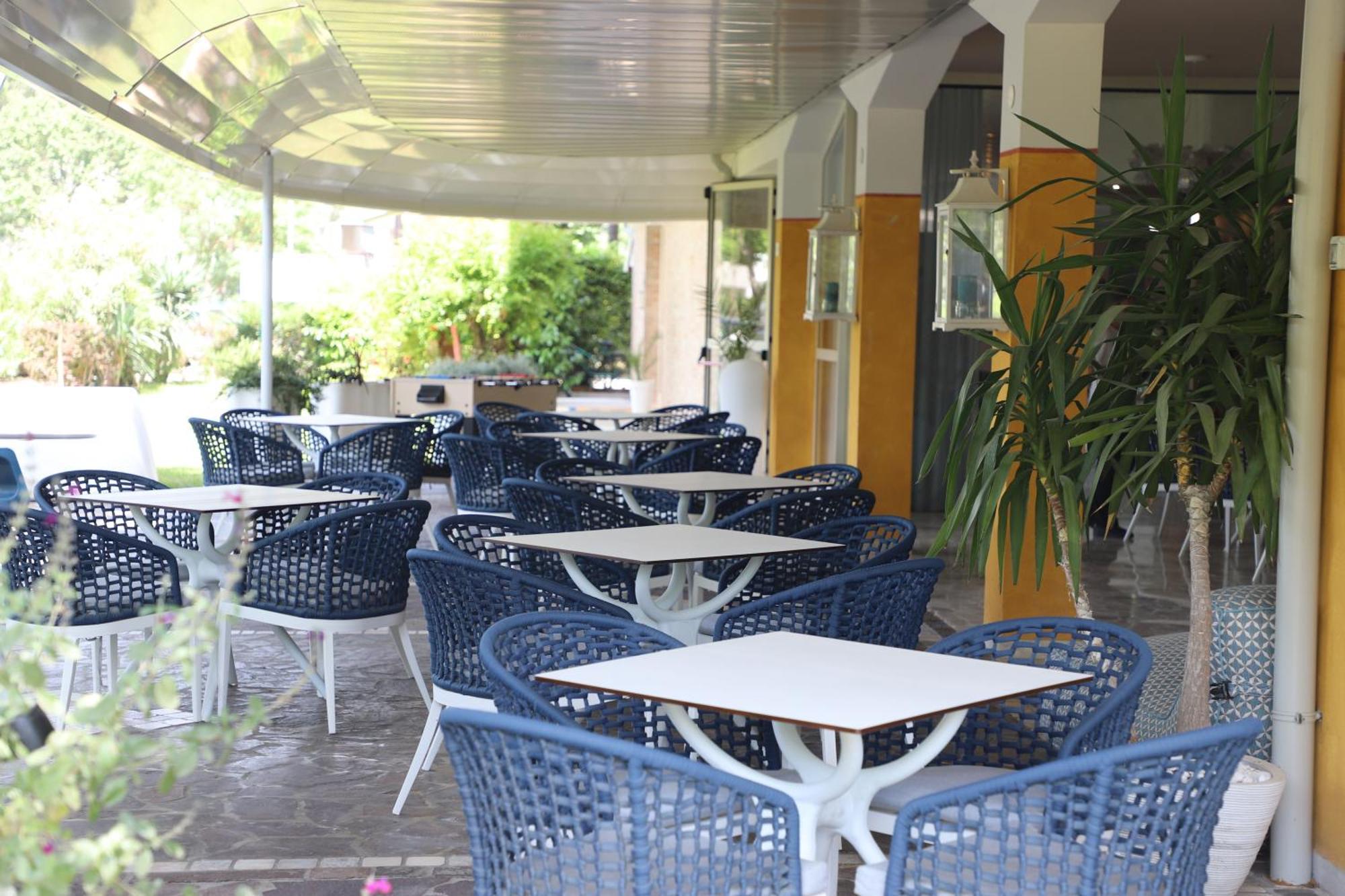 Hotel Hiki Bibione Buitenkant foto