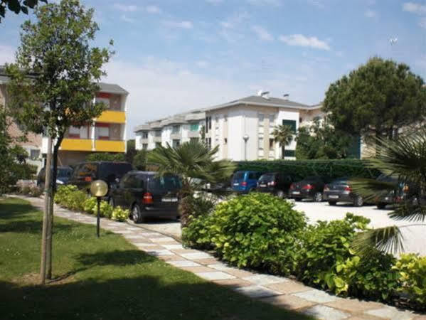 Hotel Hiki Bibione Buitenkant foto