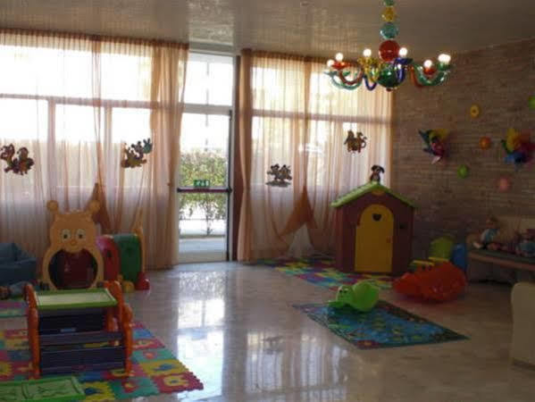 Hotel Hiki Bibione Buitenkant foto